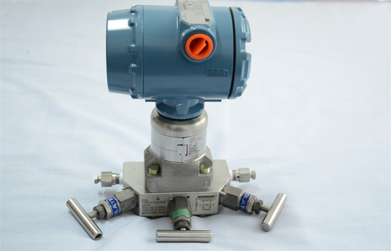 professional Differential Pressure Transmitter Rosemount 3051CD with 0305 valve