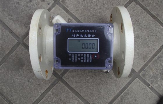 Industrial type ultrasonic flow meter with medium water , pipe size DN15mm to DN6000mm